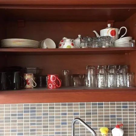 شقة سياحية مفروشة بإطلالة بحرية متميزة وجذابة 아파트